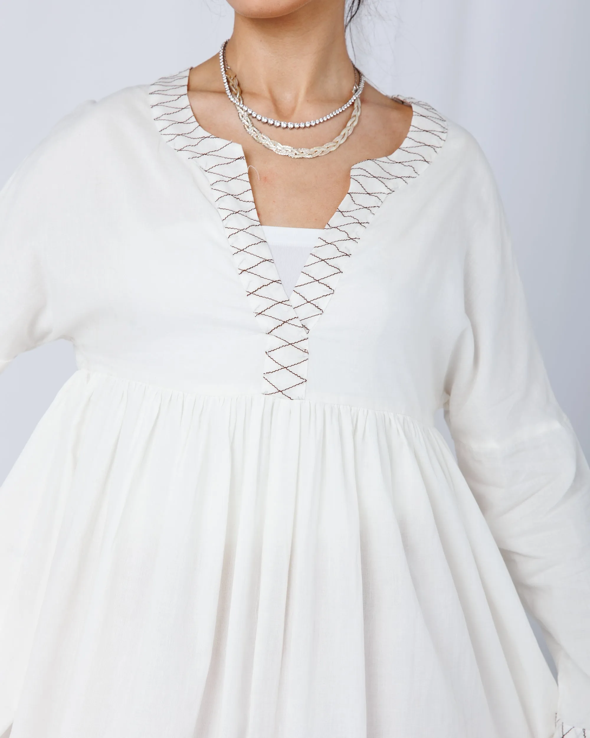 Embroidered V-Shape collar with front gathered design, Klosh Style with long sleeves cotton kaftan 2754 - قفطان